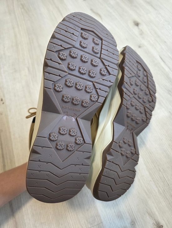 Under Armour Stellar G2 6\